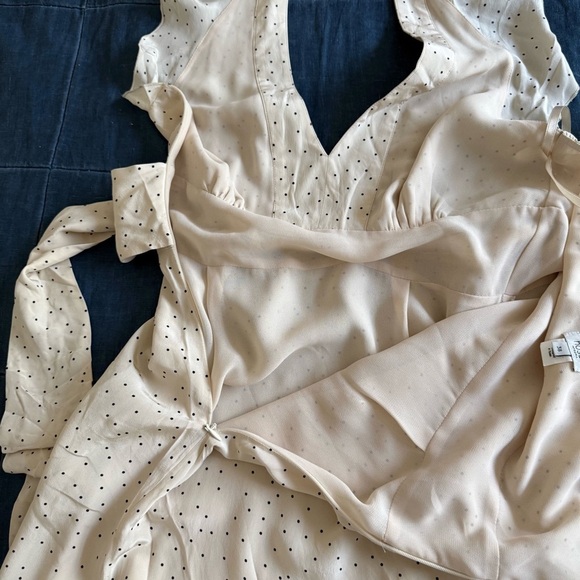 NWOT Hoss Intropia Marfil silk maxi open back dress, size 38/US6 - Picture 9 of 13